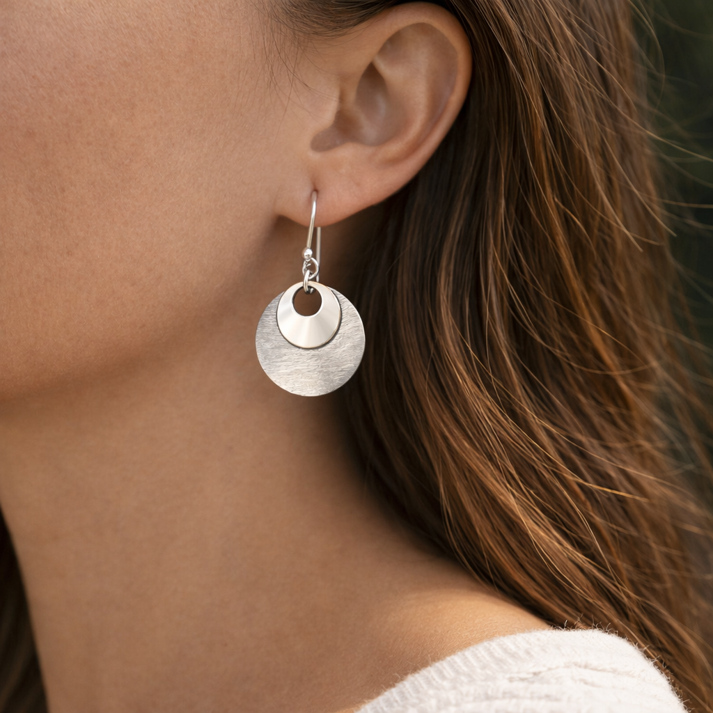 Aros Colgantes de Plata 925 para Mujer Diseño Doble Disco Texturizado y Pulido