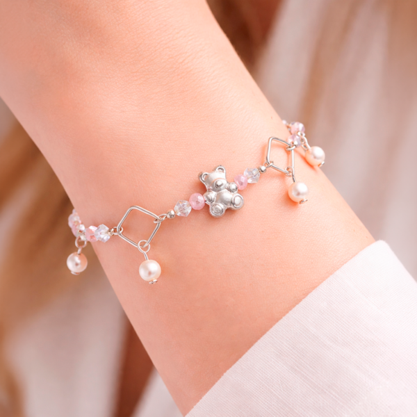 Pulsera plata 925 osito mujer en muñeca elegante