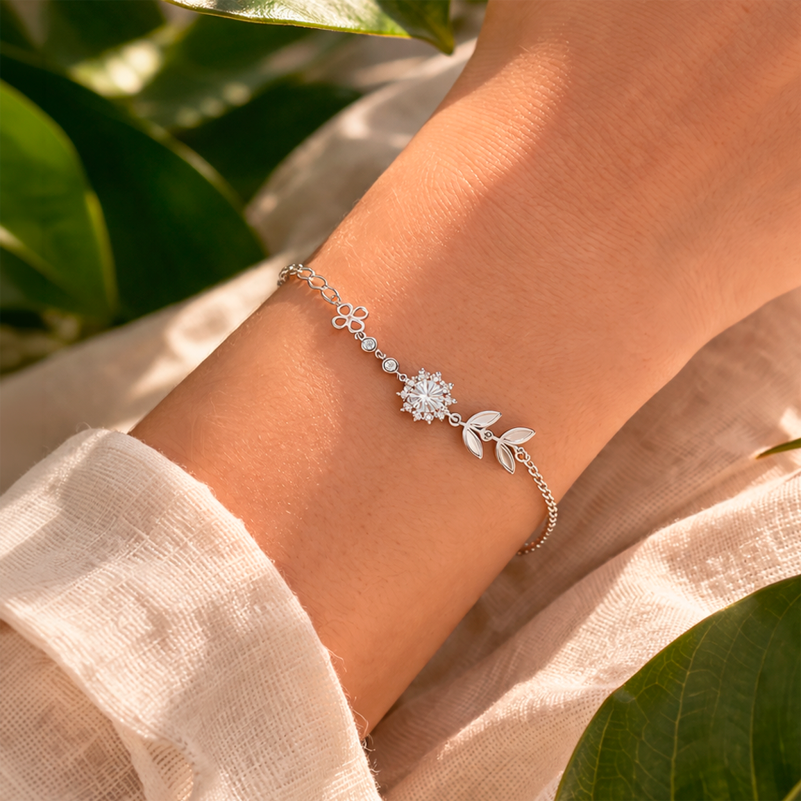 Pulsera Trébol Flor Plata 925 Ajustable para mujer con circonias brillantes