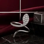 Anillo Serpiente en Plata 925 de la colección Iconic de Glow Secret.