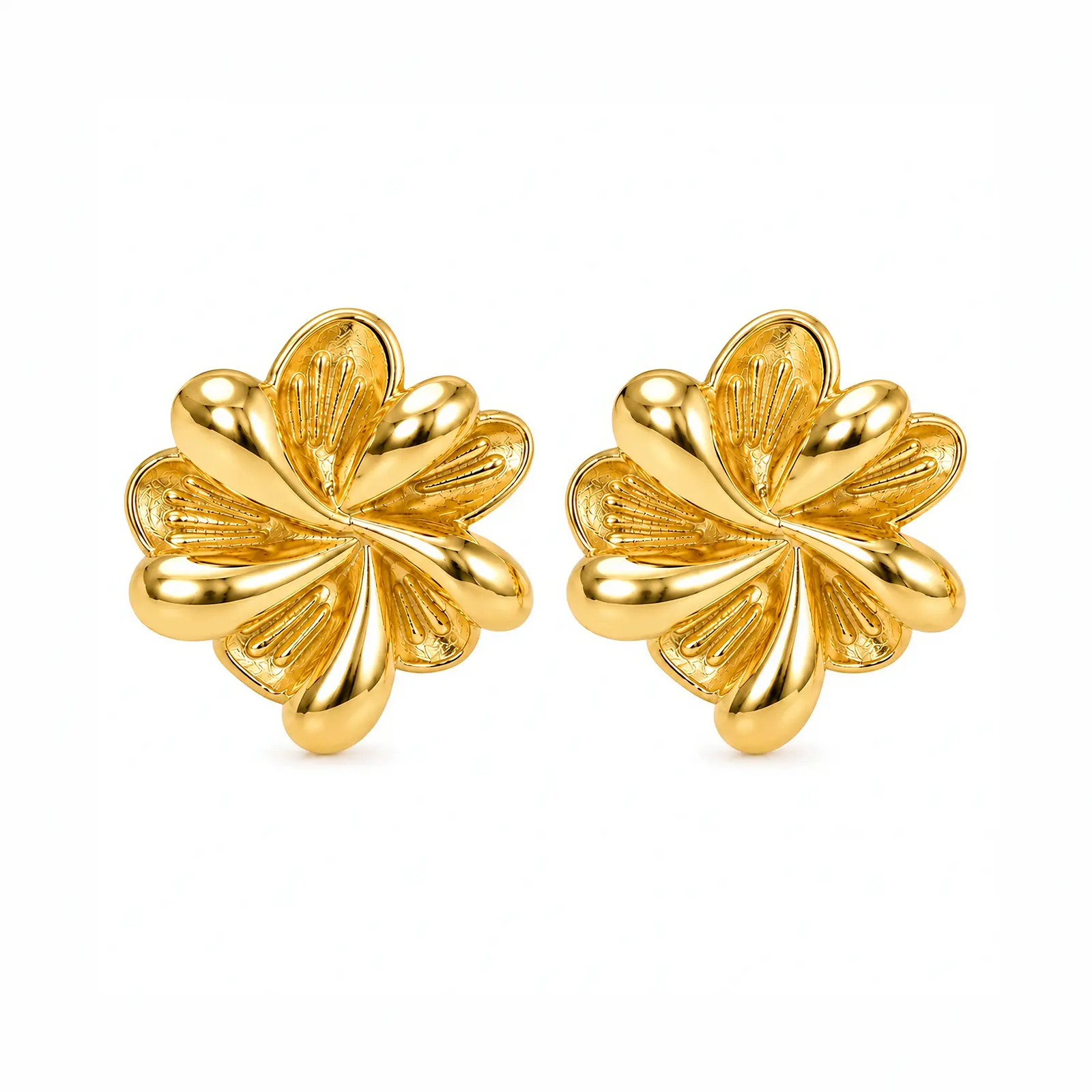 Aros Dorados Flor Mujer | Gold Essential Glow Secret Aros dorados flor mujer Glow Secret Gold Essential sobre fondo blanco.
