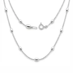 Collar Largo de Plata 925 Mujer de 55 cm sobre fondo blanco, con cadena veneciana, detalles ovalados y cierre circular.